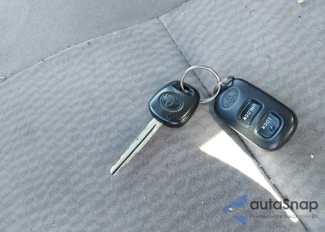 2006 Toyota Corolla Le z USA, uszkodzony, nr VIN JTDBR32E260099521